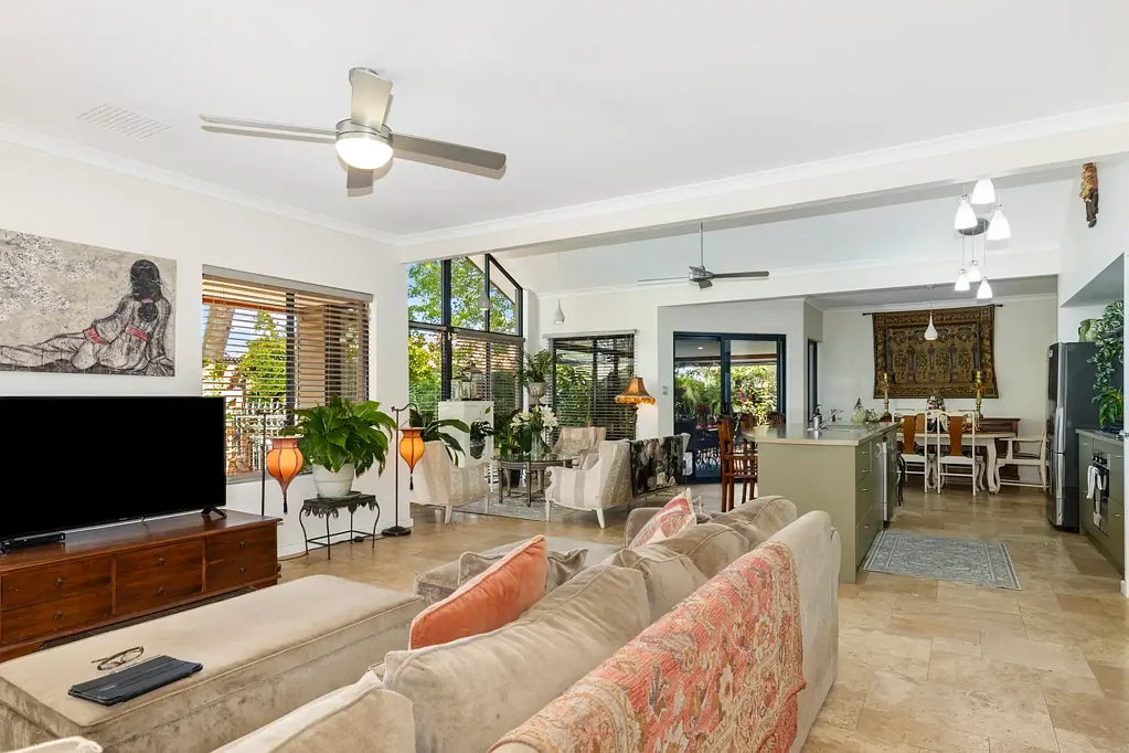 24A Armstrong Road, Broadwater, WA 6280