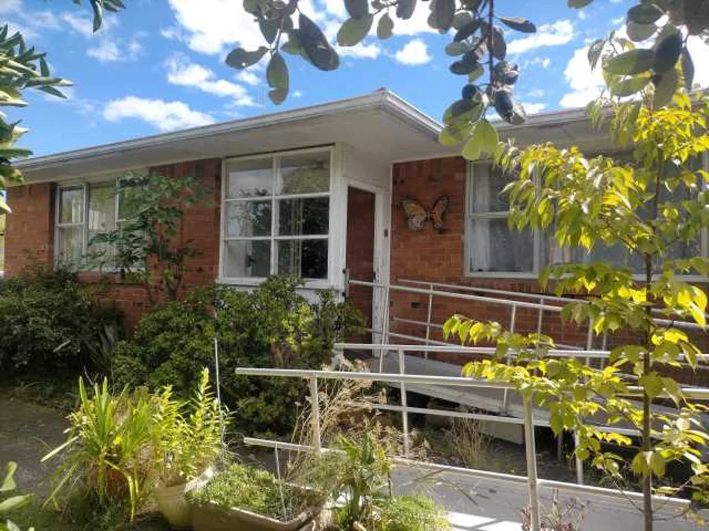 Auckland Central 3Kwarto TRANQUIL PEACEFUL OASIS & DEVELOPEMENT POTENTIAL !