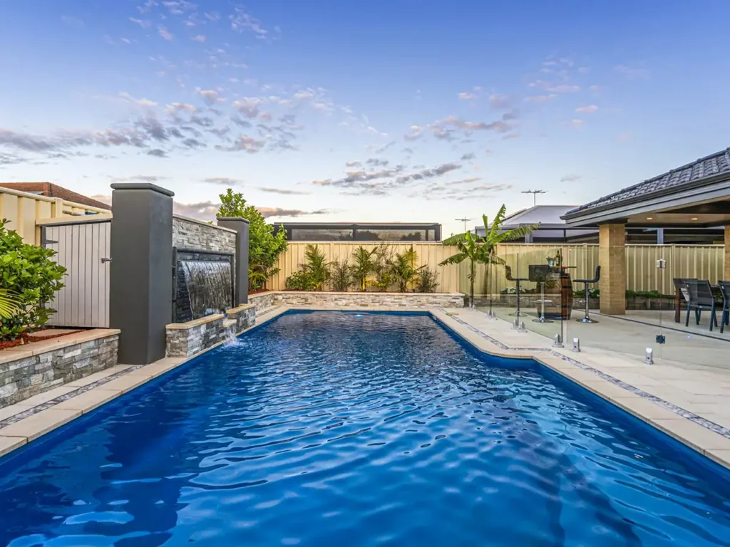 Piara Waters 4 Slaapkamer Resort-Style Luxury Meets Impeccable Renovation — A Family Entertainer's Dream
