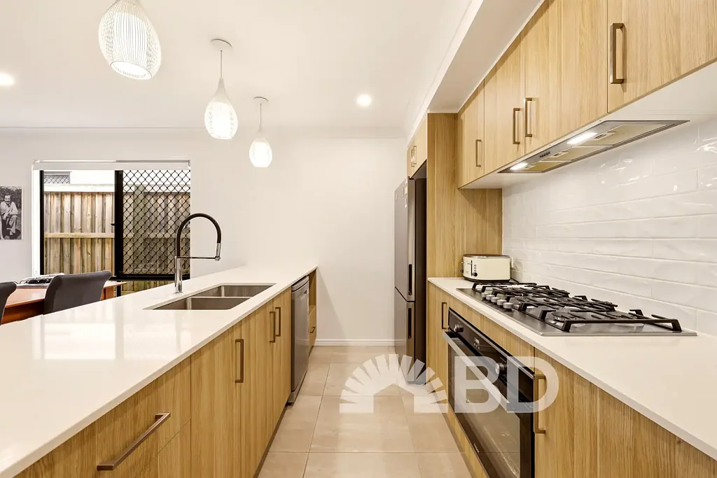 Morayfield 4chambre Nearly New Modern Living with Style & Convenience in Morayfield