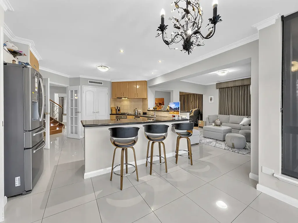 Secret Harbour 5Zimmer Stunning Family Home Opposite the Golf Course – Resort-Style Living in Secret Harbour