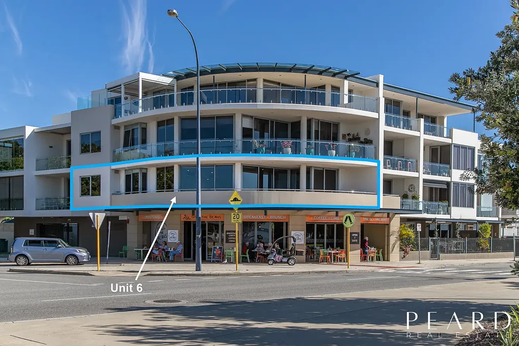 Rockingham 3 Bedroom Premium Palm Beach Apartment with Incredible Views