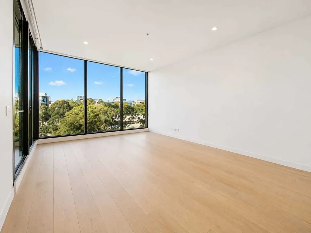 Luxury living in the prestigious Park One Precinct