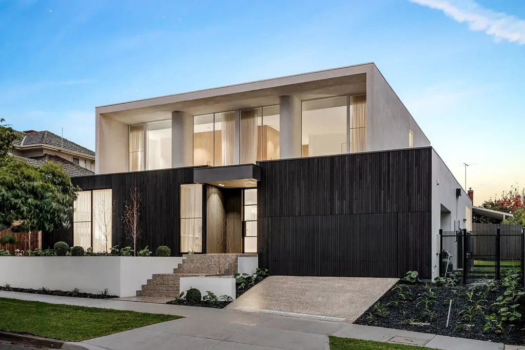 Essendon 4कमरा Brand-New Architectural Elegance with Poolside Luxury