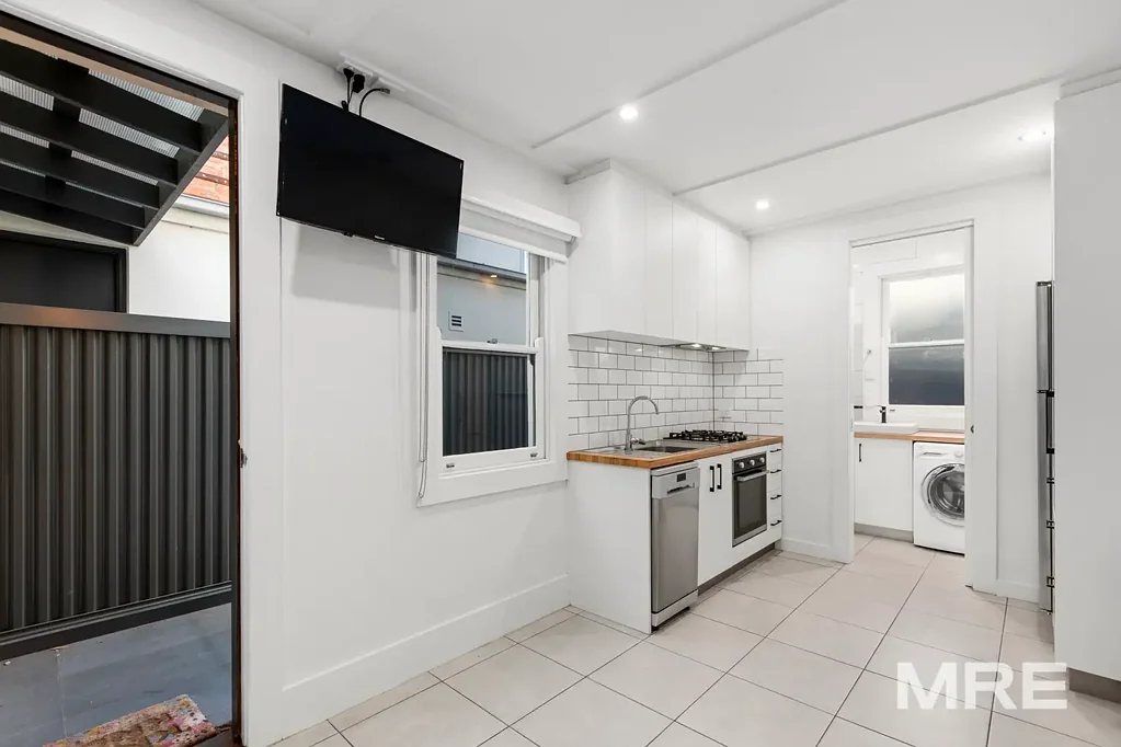 Renovated charm in prime South Melbourne