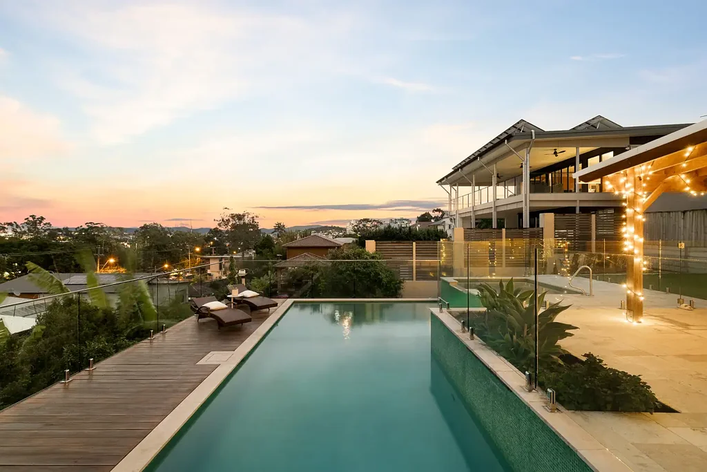 Ascot 6Habitaciones Experience Elevated Living With Spectacular City Skyline Views