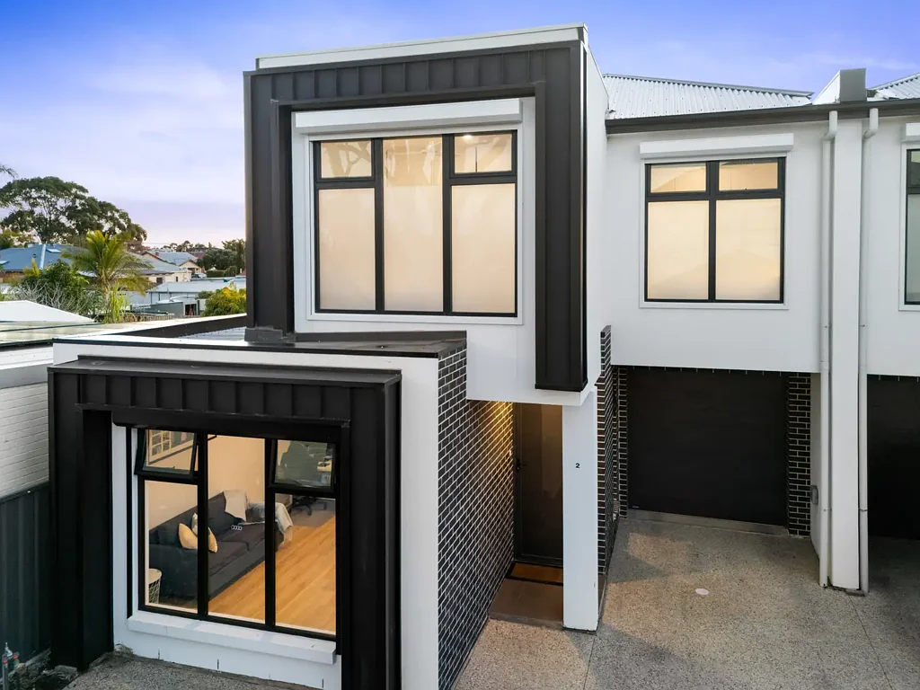Woodville West 3房  Style And Privacy With A Carefree Contemporary Attitude