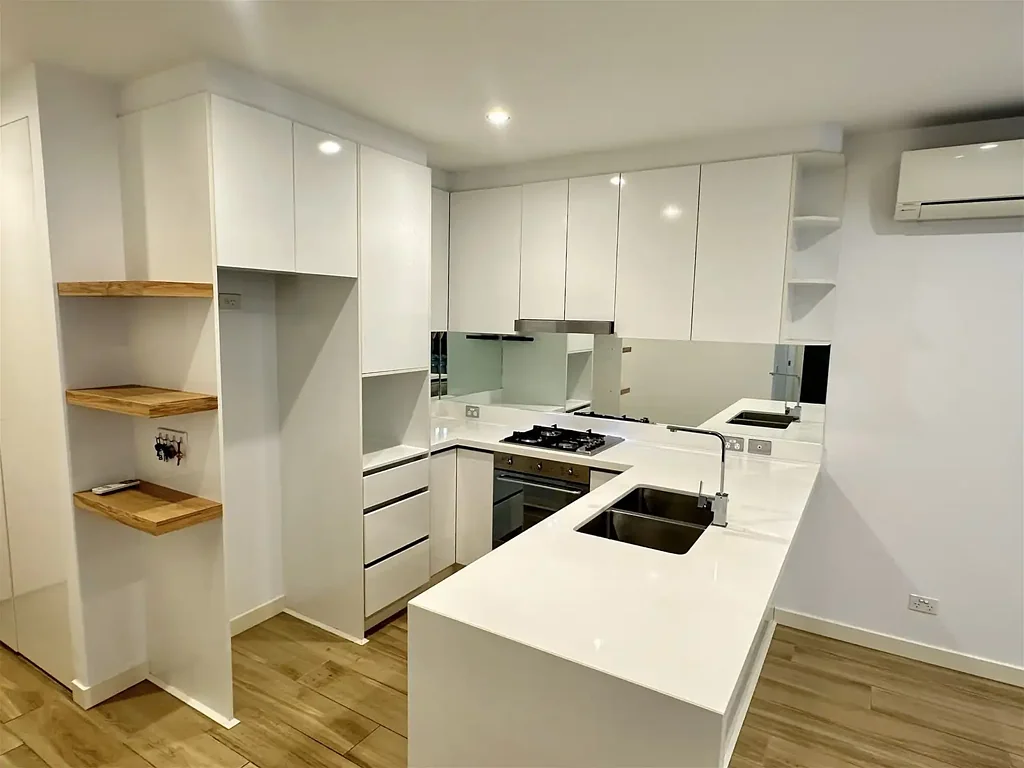 Fitzroy North 2chambre Stunning Apartment in Sought-After Fitzroy North. Iconic inner-Melbourne culture on your doorstep.