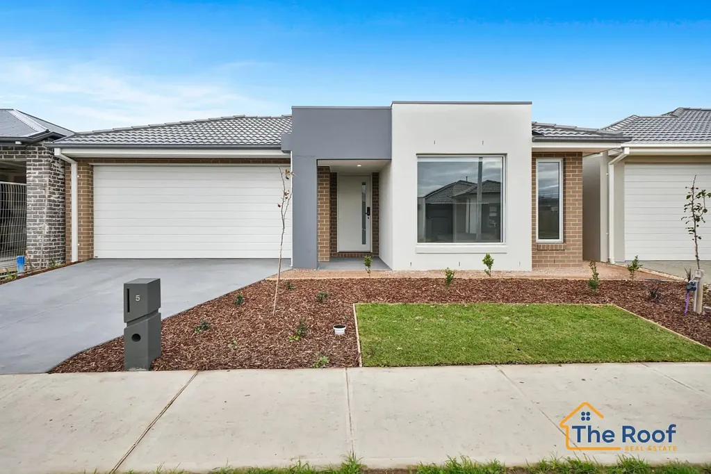 !!Brand New Prestigious Home for Rent in Tarneit!!
