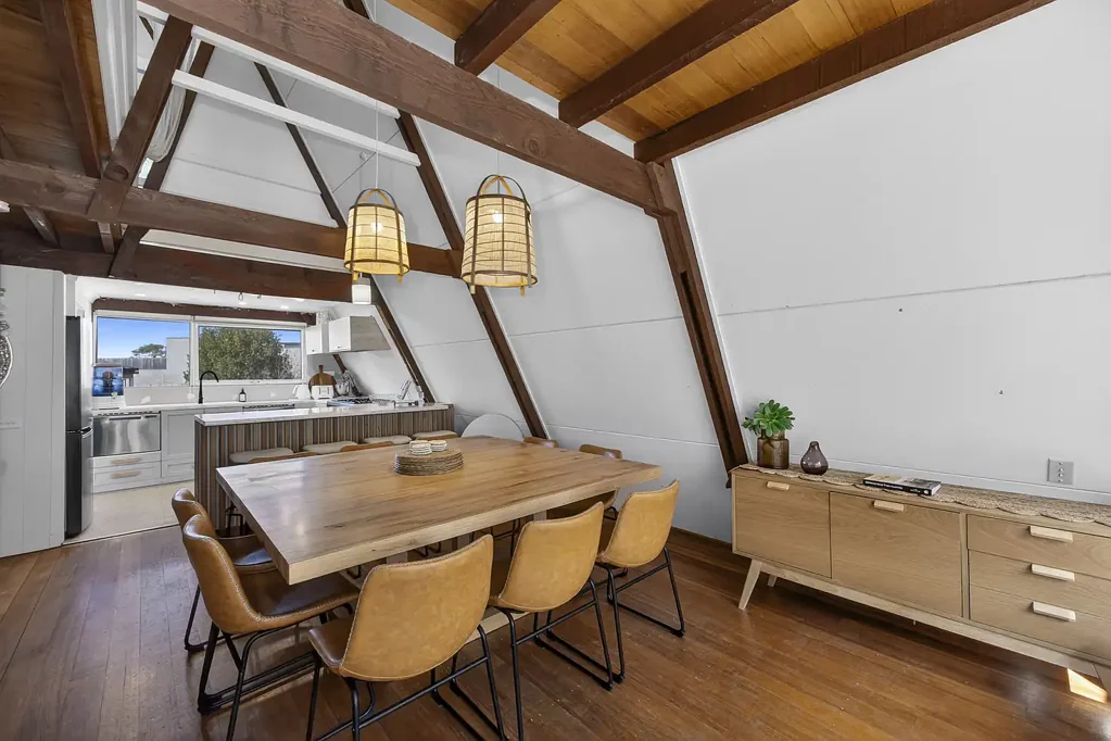 Anglesea 2 Slaapkamer A-FRAME LIVING, A TIMELESS COASTAL CLASSIC!