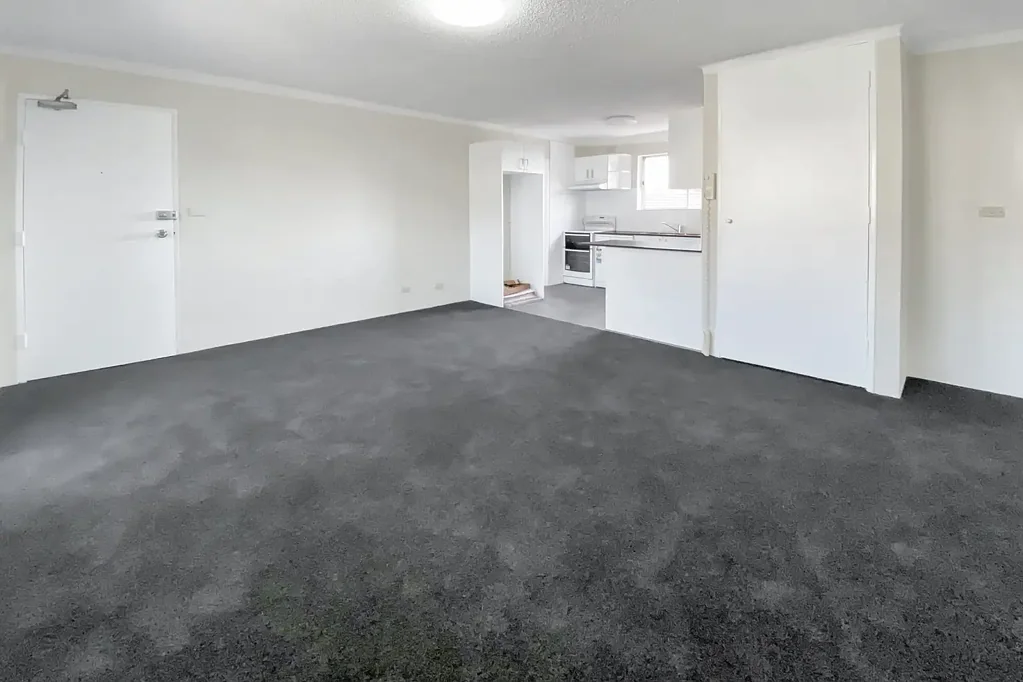 Light Filled, Modern Apartment in the Heart of Ryde