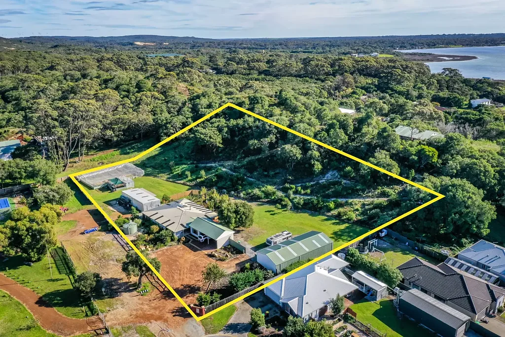 Little Grove 3 Bedroom ALLURING LIFESTYLE - FUTURE DEVELOPMENT PROSPECTS