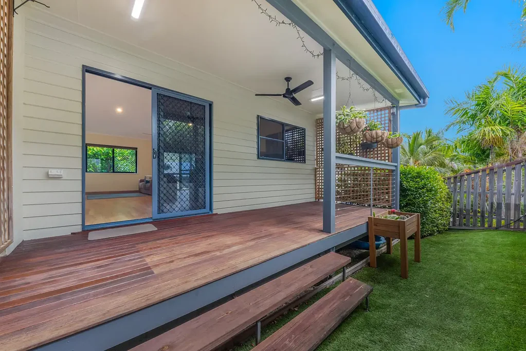 Cannonvale 2 Bedroom Easy Living In The Heart Of Cannonvale