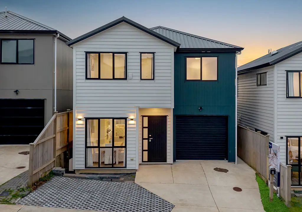 8 Frontier Lane, Flat Bush, Manukau City, Auckland