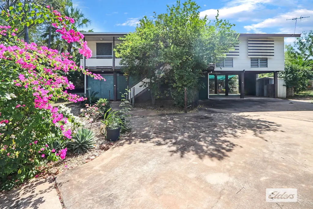 Katherine 3 Bedroom Elevated Home in Katherine East situated on a 1050 m2 !