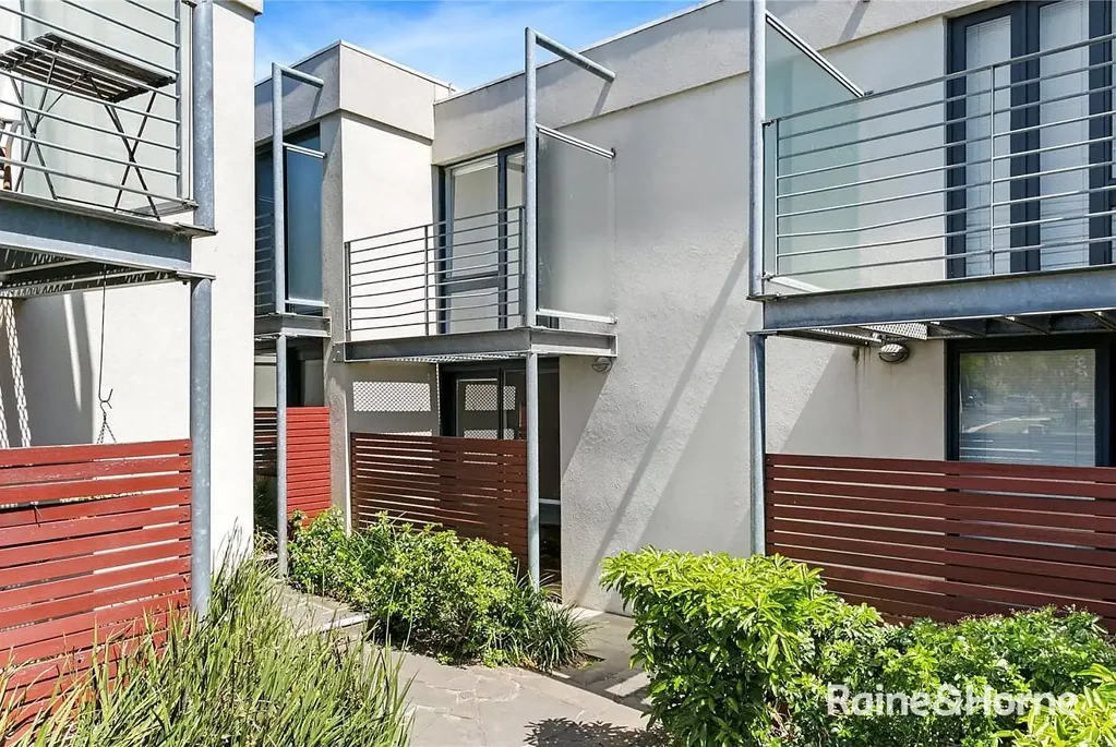 Maribyrnong 2 Bedroom Winning Style - Contemporary Quality