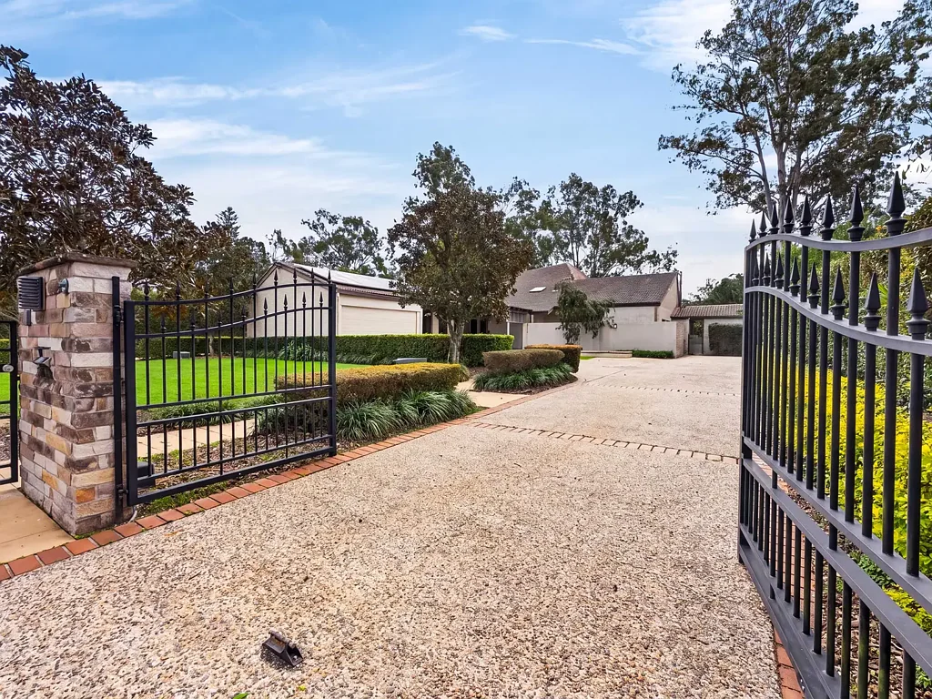 Jindalee 5房 2,362m²河滨巨宅 30米河岸线 私人码头 桑拿泳池 品牌厨房 'RARE ABSOLUTE RIVERFRONT HOLDING' | 2,362 m2