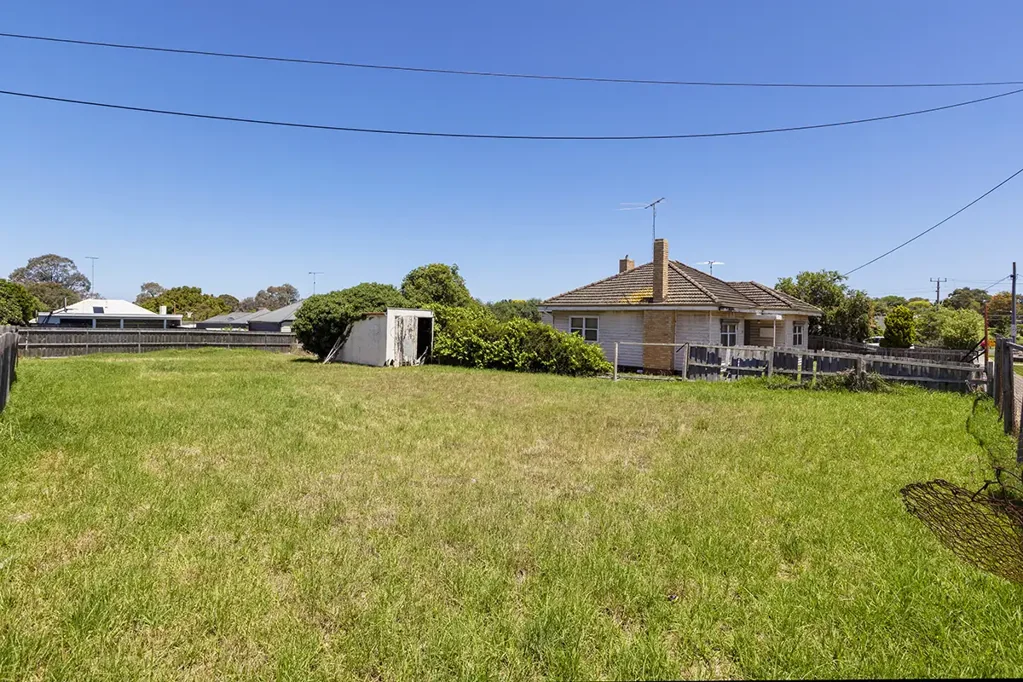 12 Spring Street, Belmont, VIC 3216