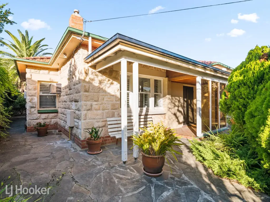 148 Military Road, Henley Beach South, SA 5022
