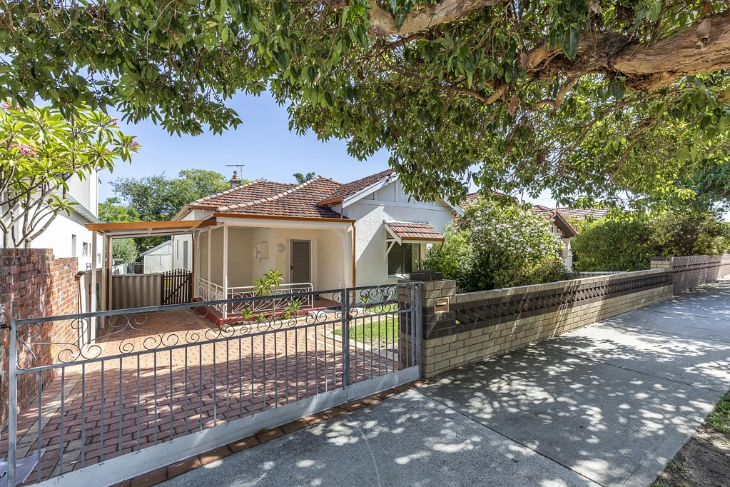 Mount Hawthorn 3房  EXCITING OPPORTUNITY