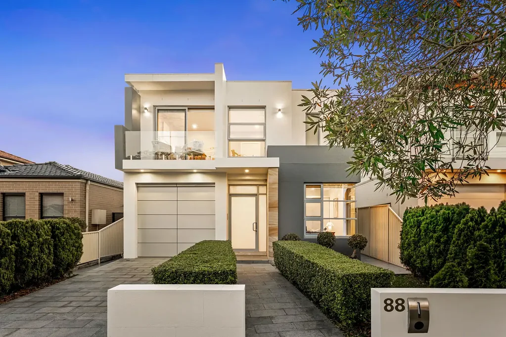 Belfield 5कमरा Stylish family living in a growing Inner West pocket