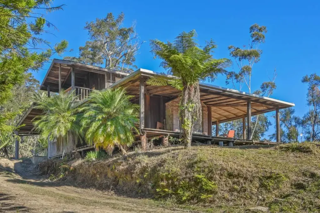 Kalang  OFF GRID - SELF SUFFICIENT -  100 ACRES PLUS COTTAGE