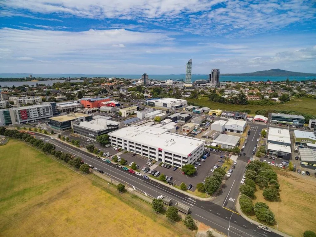 Takapuna 1203 sqm Office with High Spec Fit Out