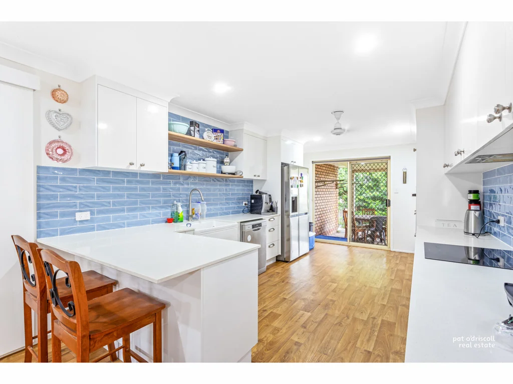 5 Michael Low Place, Norman Gardens, QLD 4701