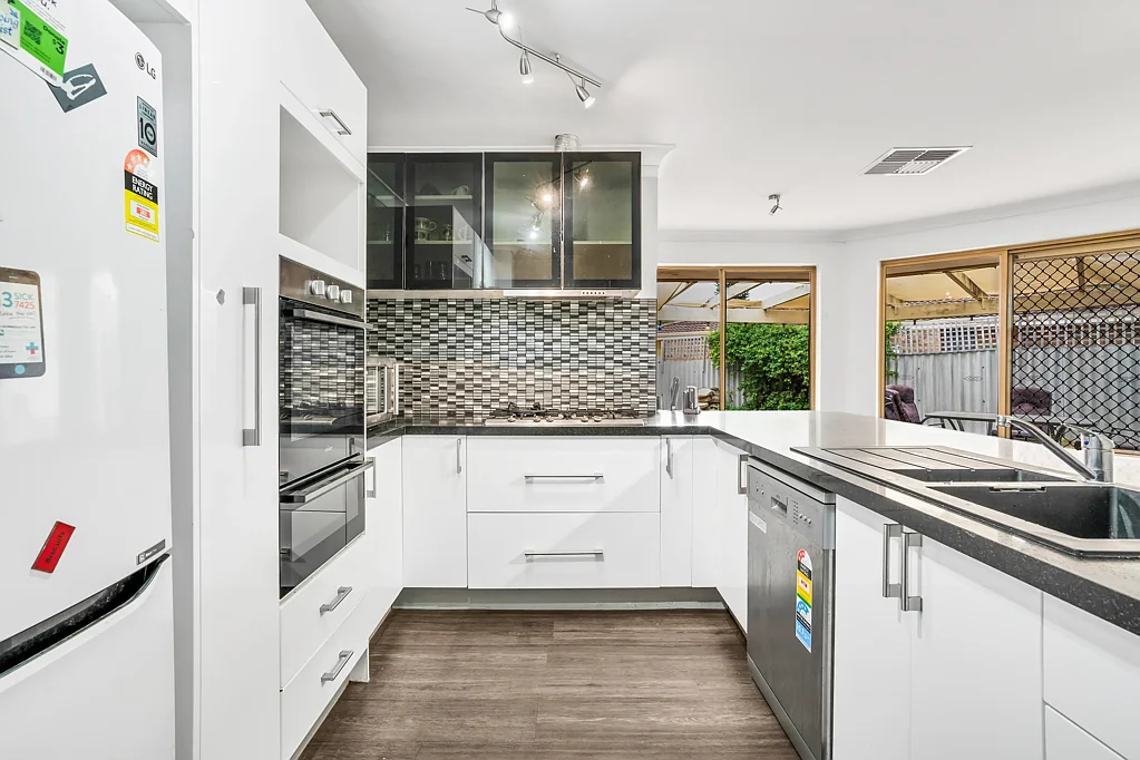 71 Mataitai Loop, Cooloongup, WA 6168