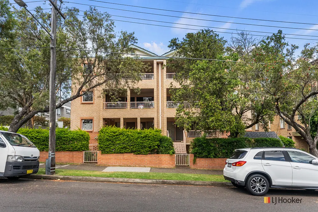 8/15-17 Apsley Street, Penshurst, NSW 2222