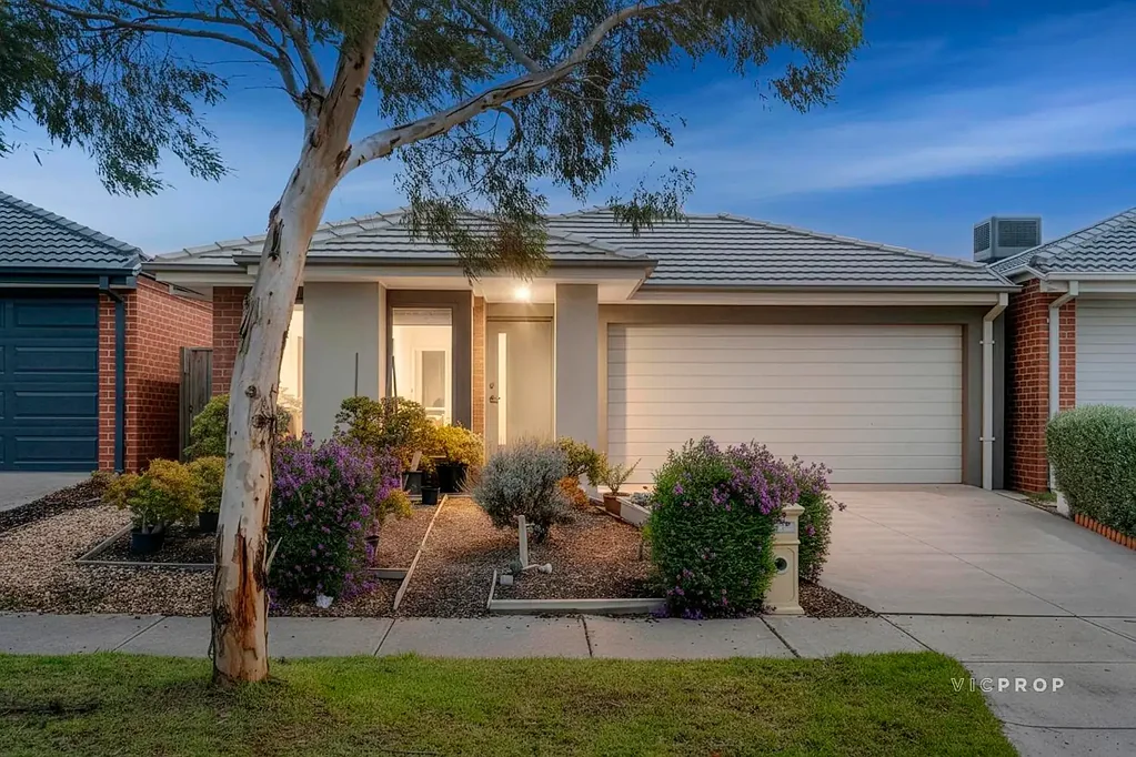 4 Walgett Street, Point Cook, VIC 3030