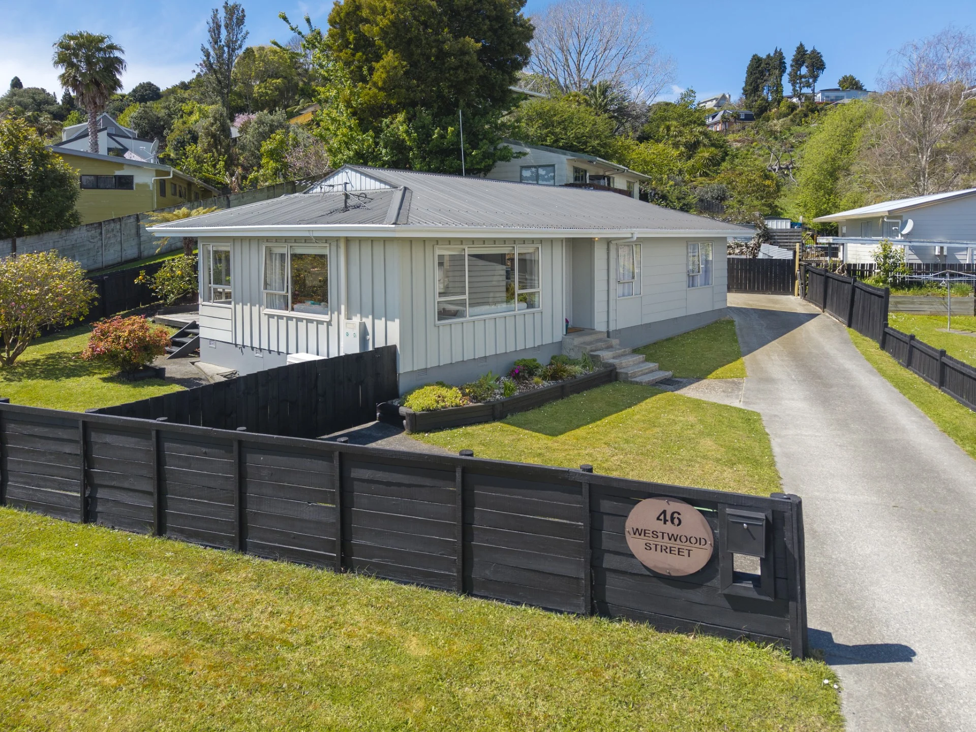 Bellevue 3कमरा Easy Living with Solar Savings