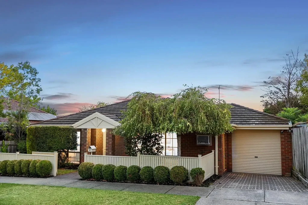 21 Mernda Avenue, Glen Iris, VIC 3146