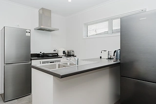 2/10 Burrows Place, Frankton, Hamilton