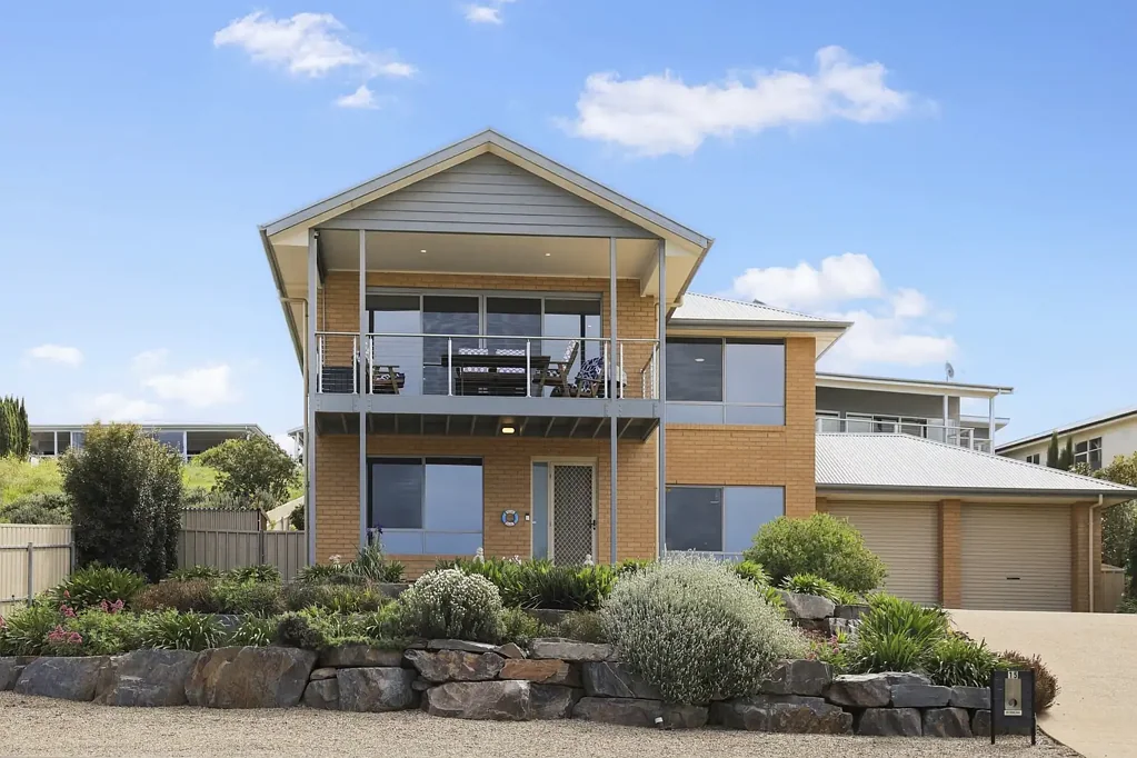 Encounter Bay 4બેડરૂમ Modern Coastal Living with Space, Style & Views