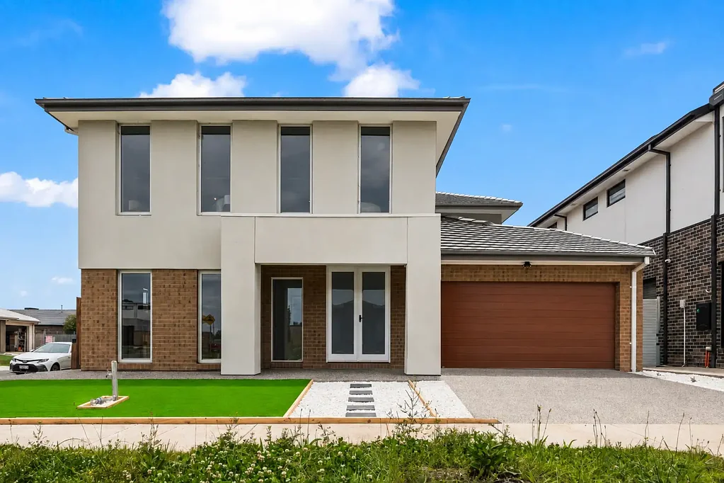 16 Anand Way, Deanside, VIC 3336