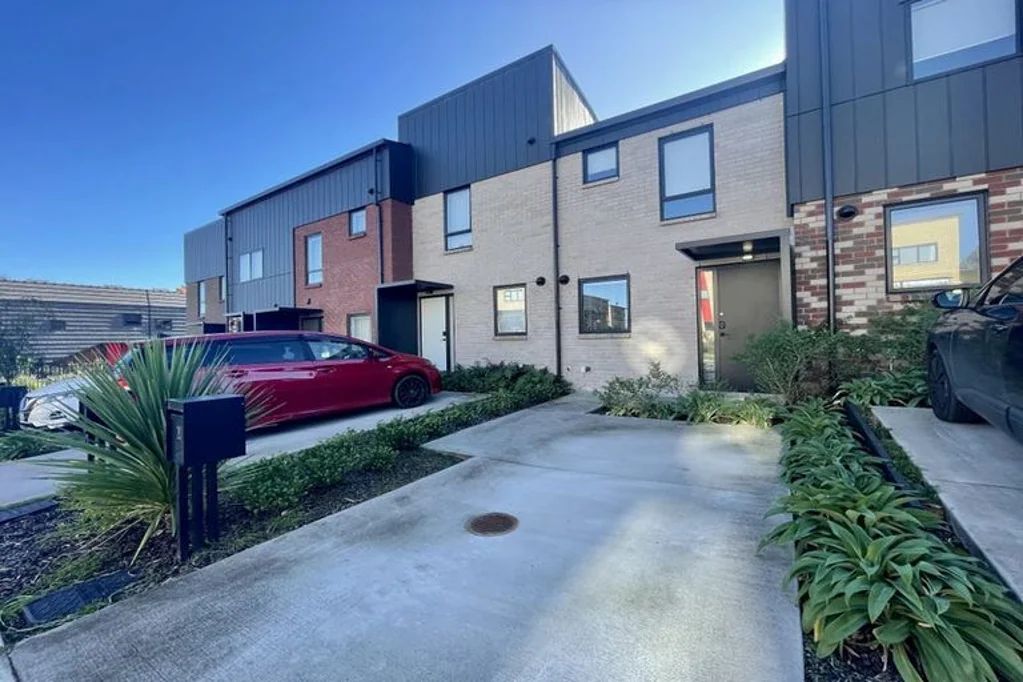 20 Tuhono Street 1 Allocated carpark