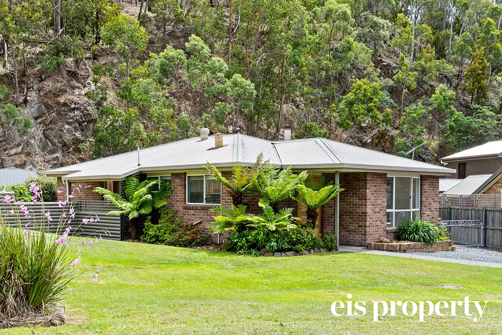 6 Godfrey Road, Claremont, TAS 7011