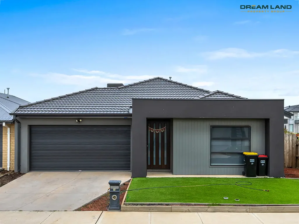 Deanside 4कमरा Contemporary Family Home in DEANSIDE VIC !