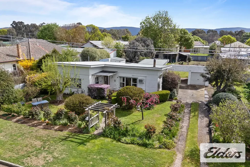 5 Faraday Street, Avoca, VIC 3467