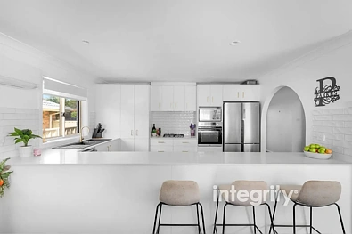 4 Copper Leaf Place, Worrigee, NSW 2540, 4 Bedrooms, 2 Bathrooms, House