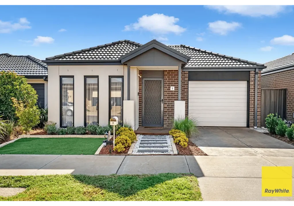 Your Dream Home Awaits in COBBLEBANK!