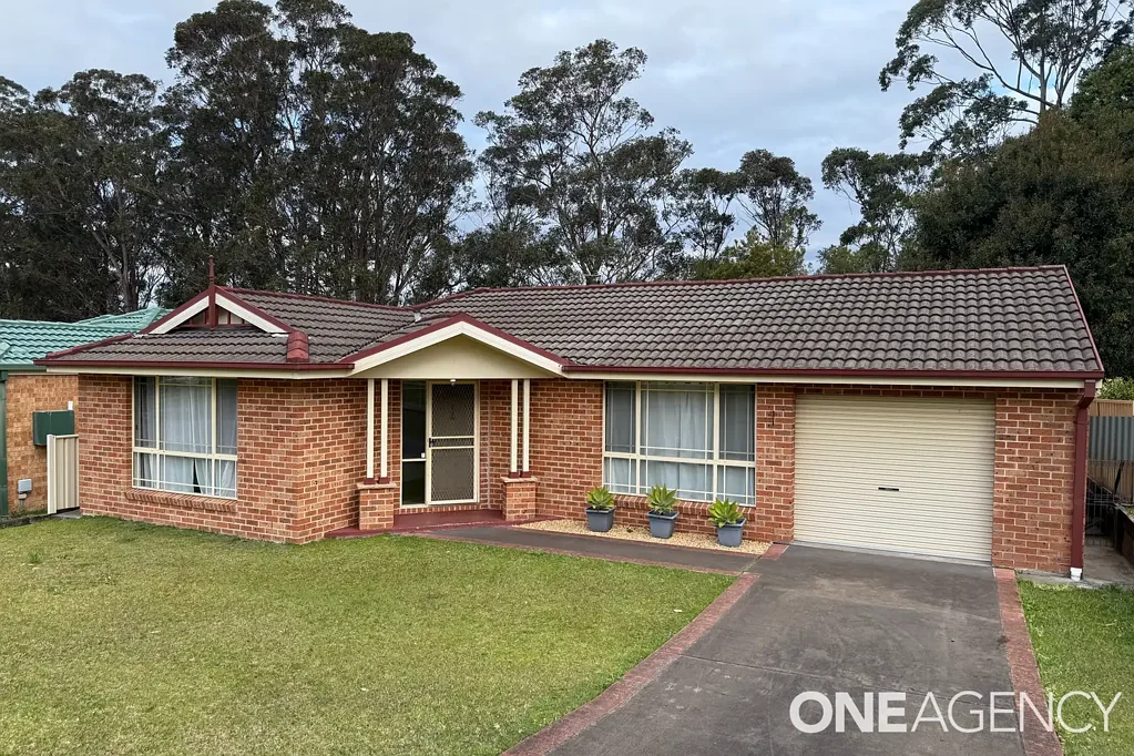 8 Olympic Drive, West Nowra, NSW 2541