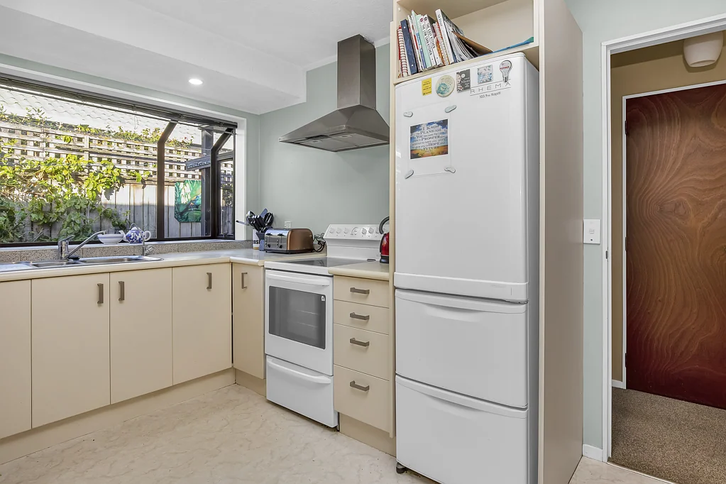 Waikanae 2 Bedroom Easy Living – Affordable, Versatile + Potential!