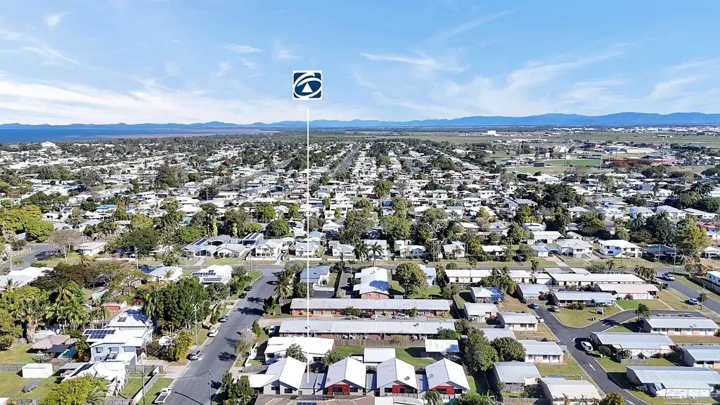 South Mackay 8房  Outstanding Investment Opportunity – Four Modern Units on One Title