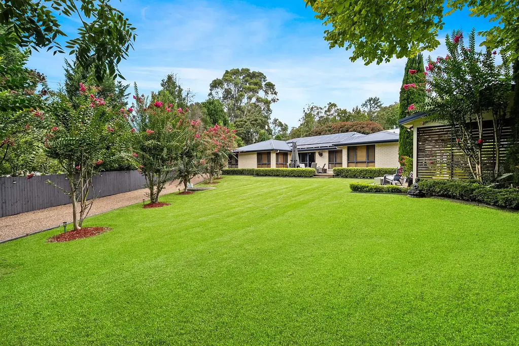 10 Linga Longa Road, Yarramalong, NSW 2259