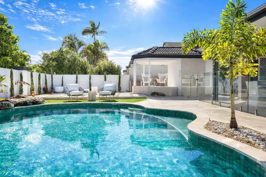 Benowa 4Habitaciones Quality Renovation Meets Exceptional Opportunity