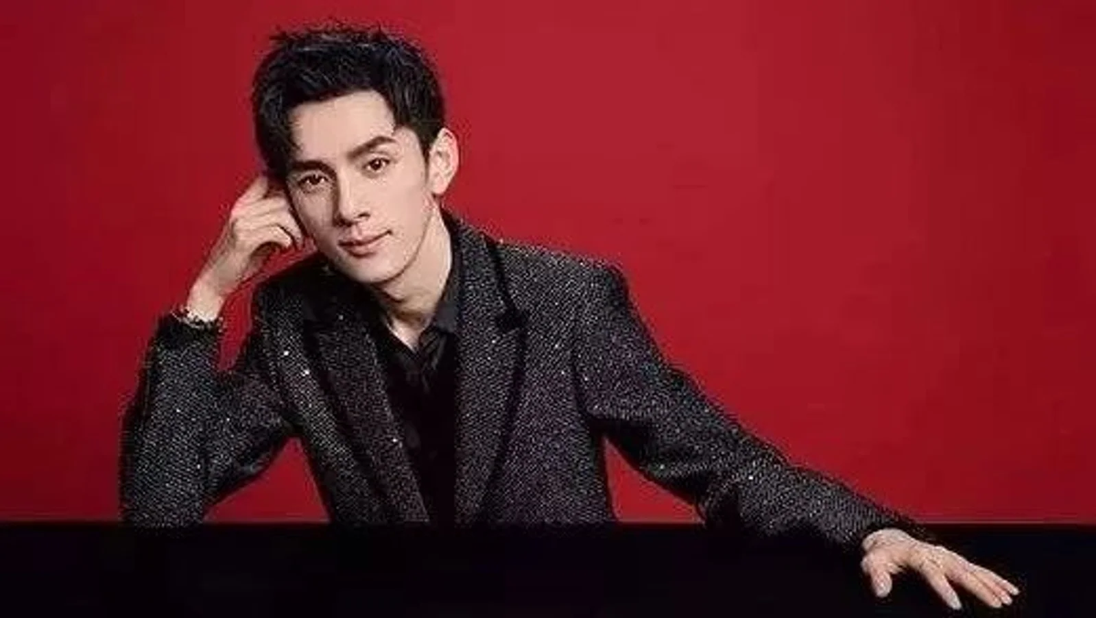 年入千万李佳琦：留学生最不可能选择的一条路