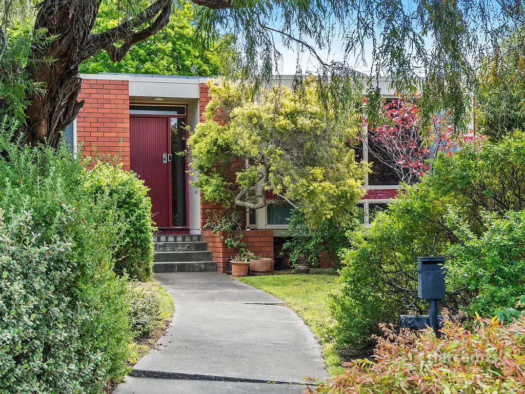 Howrah 4房  Sun and space on Silwood