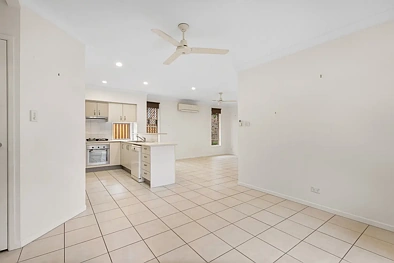 Pacific Paradise 4房  Family-Friendly: Fenced Yard, Side Access + More